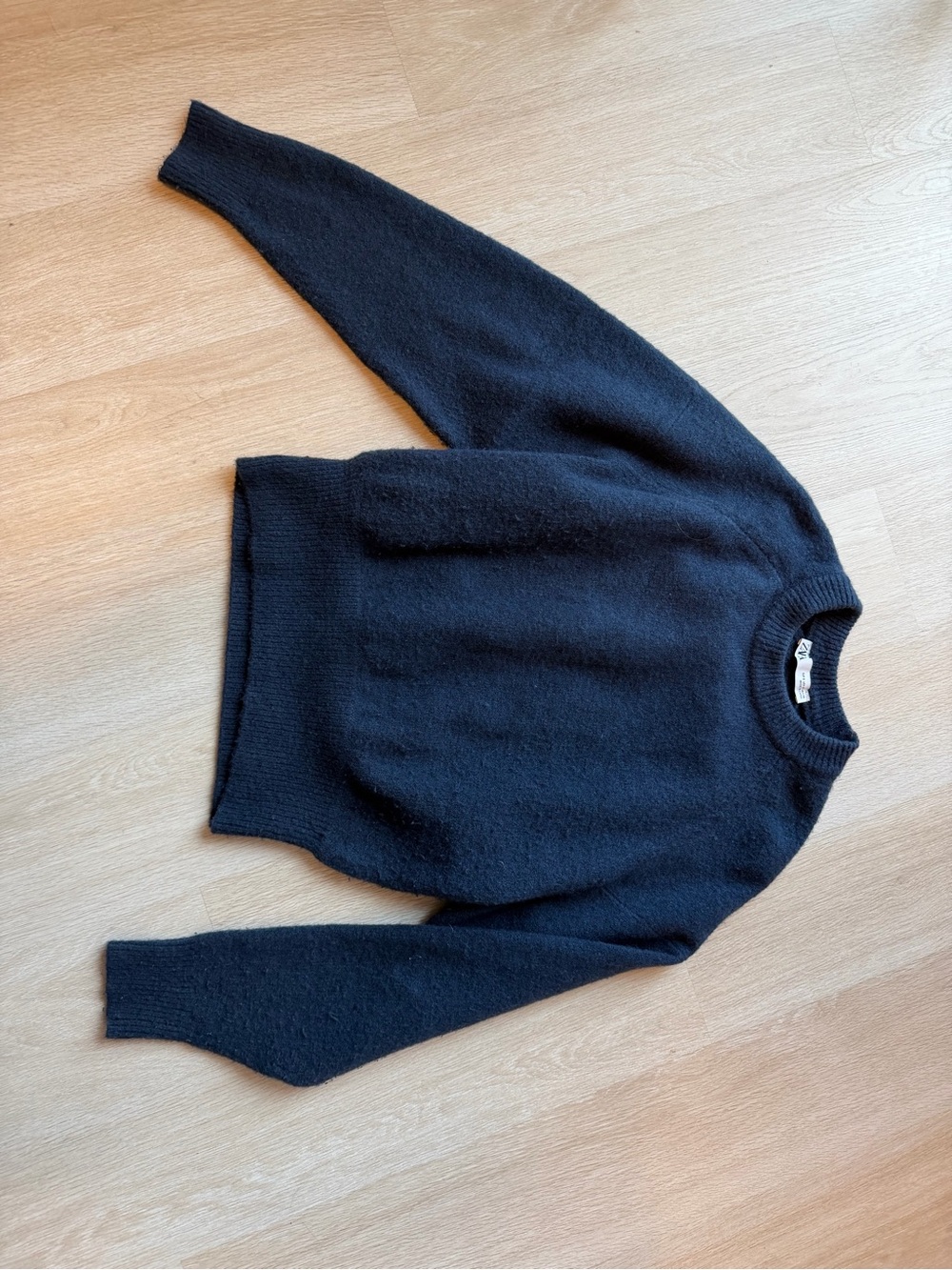 Zara Classic Navy Crewneck Sweater - Women